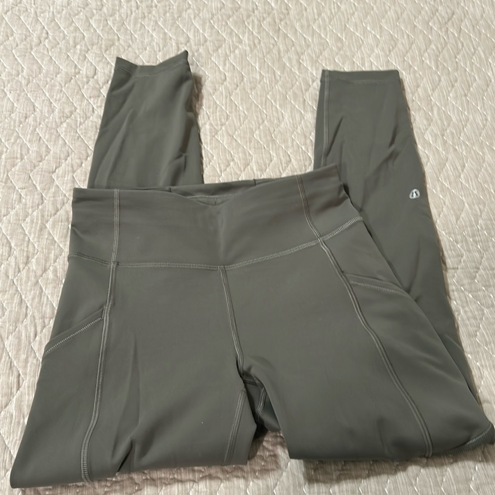 Lululemon leggings